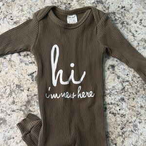 Olive Ribbed Baby One-Piece with "hi I'm new here"